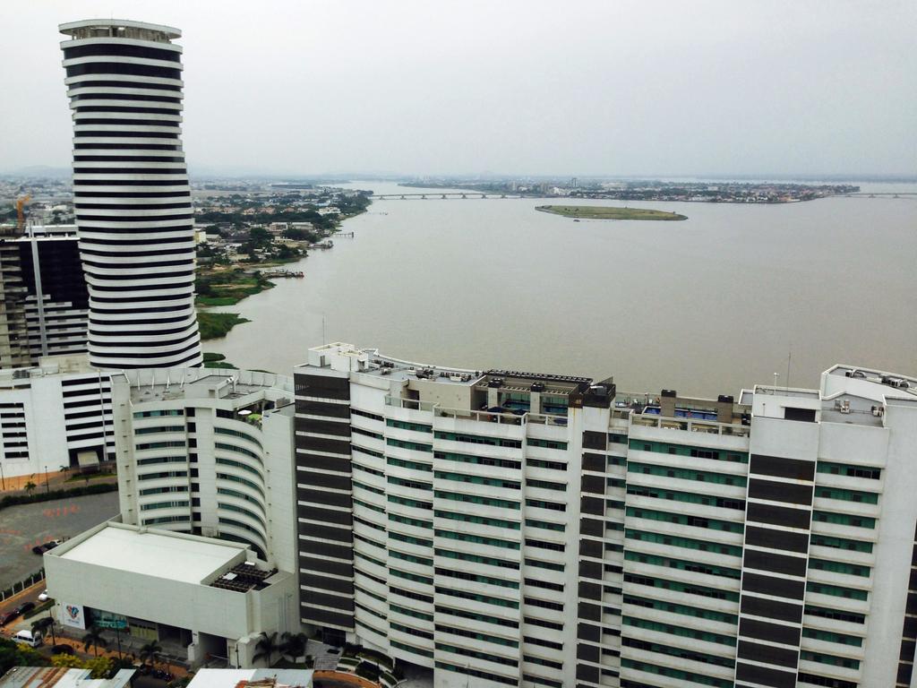 Luxury Suites River Front Guayaquil Szoba fotó